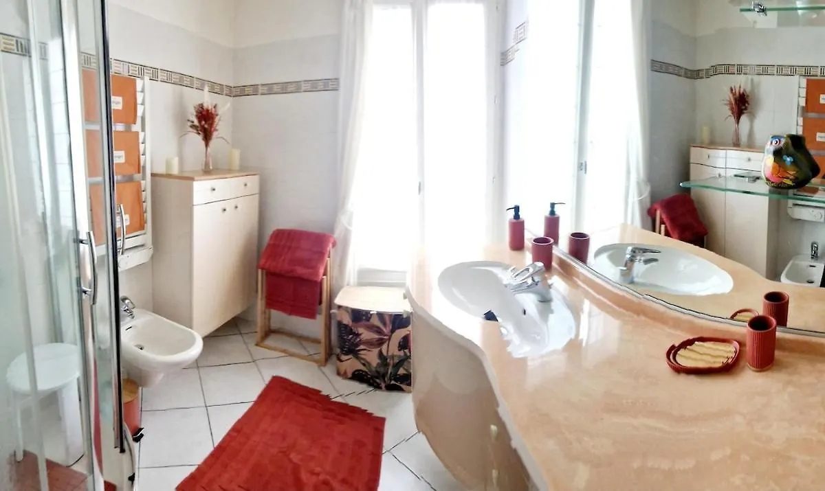 Thiais Large Apartment Near Orly Paris 4 A 6 Personnes